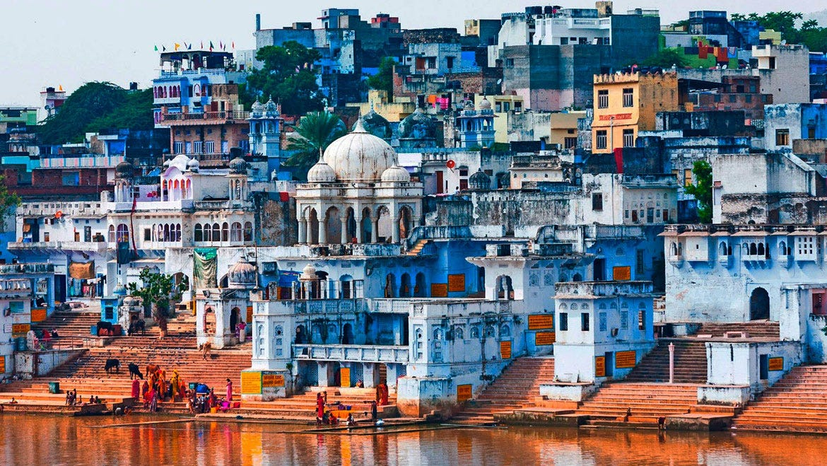 Top Weekend Getaways Near Jaipur: Pushkar: A Spiritual Oasis 